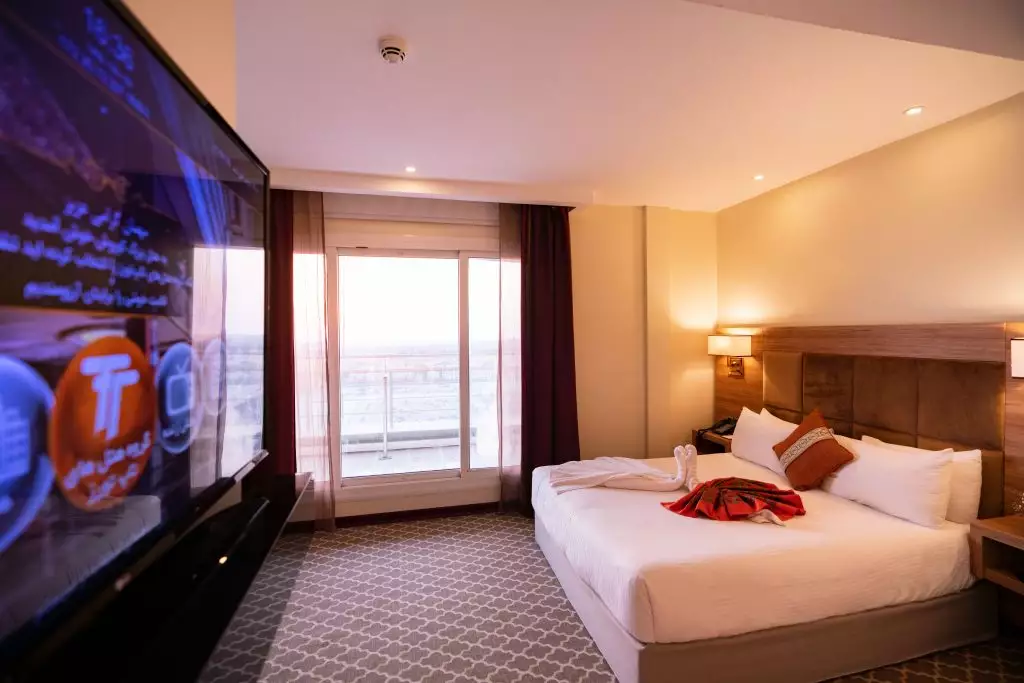 Alibaba https://cdn.alibaba.ir/ostorage/hotel-accommodation-images/683ec6d6a1e6f83605b7358a_سوییت یک خوابه جزیره (1).webp